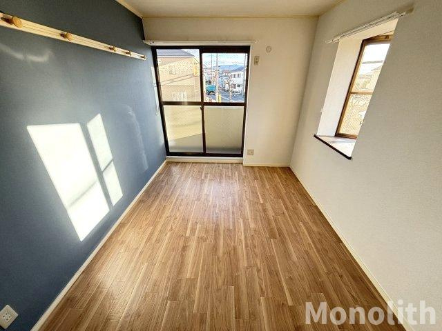 ベルメゾン上松の洋室