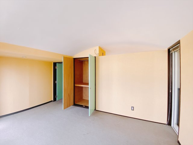 【中古戸建】前橋市上小出町3丁目の洋室|■洋室｜子供部屋のメリットは「自立心を養うことができる」「自分で整理整頓できるようになる」そして、お子様が成長した際には「プライバシーを確保できる」といい事だらけ♪