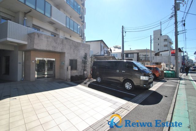 ファインスクェア茅ヶ崎サザン通りのエントランス