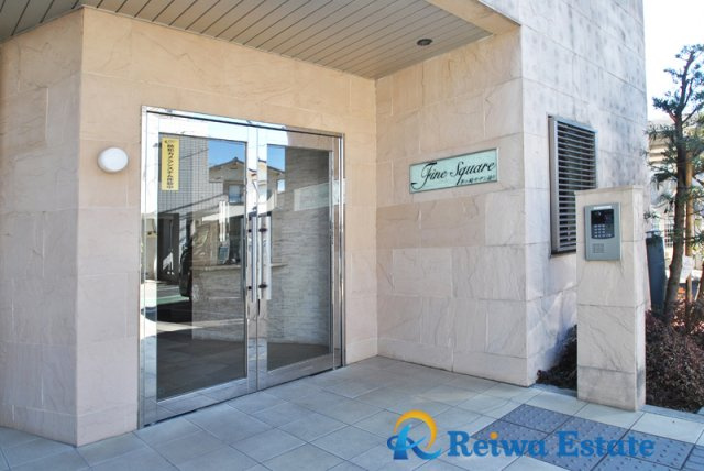 ファインスクェア茅ヶ崎サザン通りのエントランス