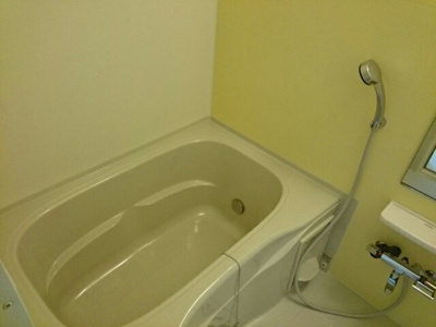 【浴室】 | コンフォール | 落ち着いた空間のお風呂です