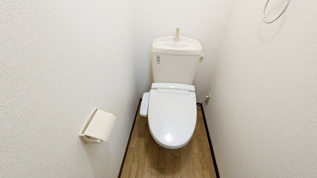 【トイレ】 | ラ ストラーダ