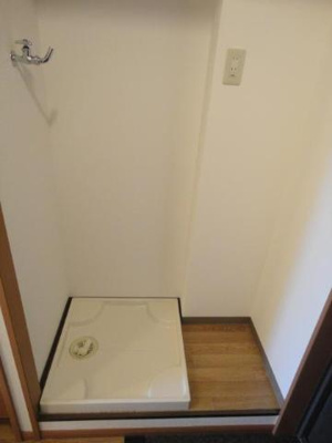 【その他】 | グランディール・プラム | 洗濯機置場