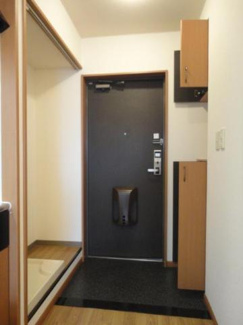 【玄関】 | グランディール・プラム | 玄関