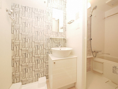 【独立洗面台】 | エスリード大阪NAGAHORI GATE | 独立洗面化粧台が付いています