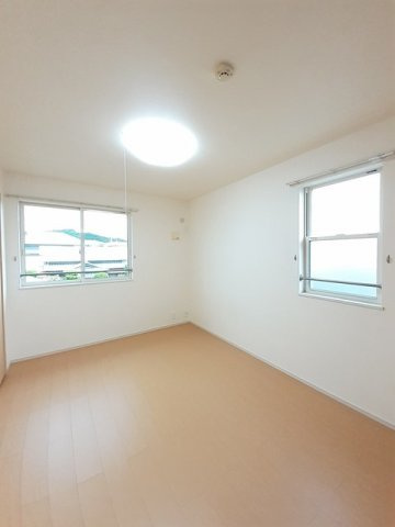 ノーブルハウス八幡－Ａの内装|内装は落ち着いています