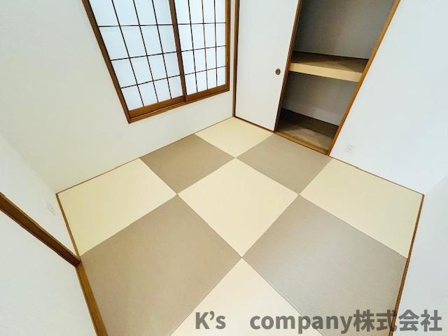 ◎茅ヶ崎市ひばりが丘　中古戸建の和室|リビングの隣には和室4.5帖があり、開放してお使いいただくとリビングがより広く感じられます♪