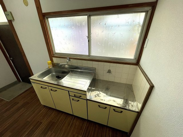 大和高田市大字市場のハイツのキッチン