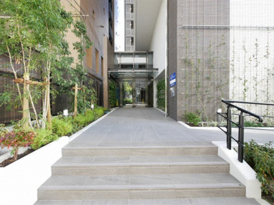 【エントランス】 | アプリーレ中之島 | 落ち着いたエントランスです