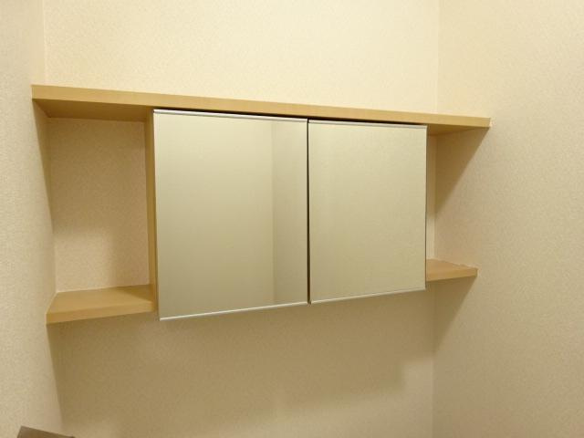 【収納】 | エルヴェ東小向Ⅱ | トイレ収納（イメージ）