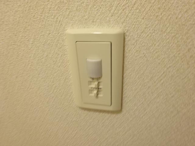 【設備】 | エルヴェ東小向Ⅱ | 照明人感センサースイッチ（イメージ）