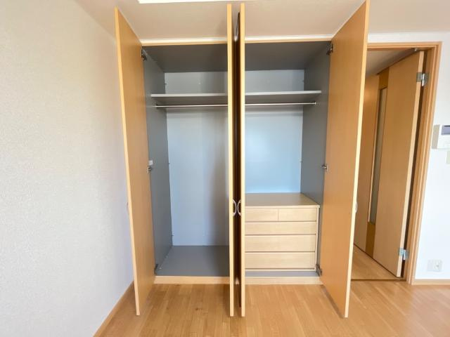 トラステージの収納|クローゼット