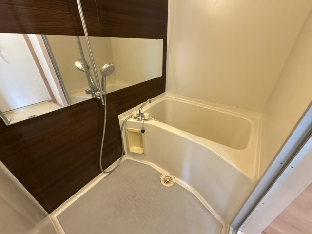 プレステージ青山の浴室