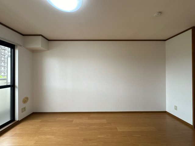 リバーサイドヴィレッジの洋室