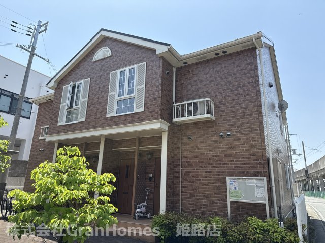 ブルーメ野里Ｂの外観