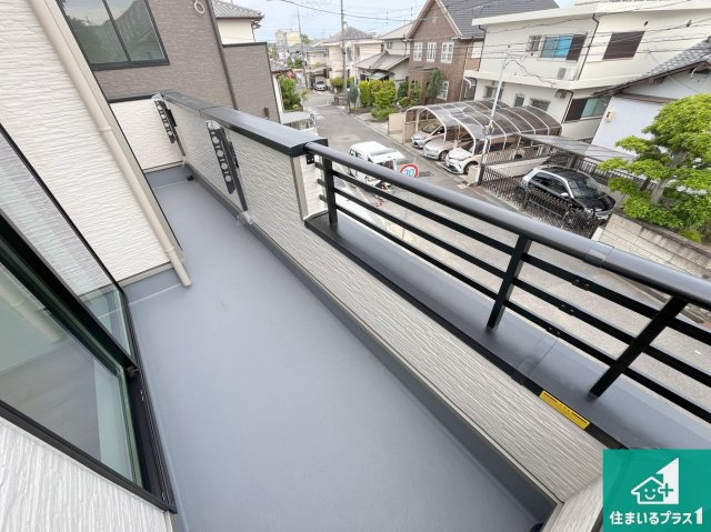 明石市大久保町高丘　第2期　新築一戸建てのバルコニー|ワイドバルコニーは洗濯物を干すスペースが広いのでご家族が多くても安心！
