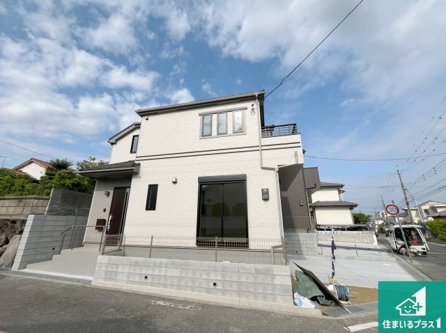 明石市大久保町高丘　第2期　新築一戸建ての外観|安心の10年保証！外観を美しく保ち、雨水で汚れを落とします！気になることがありましたら、お気軽にお問い合わせください！