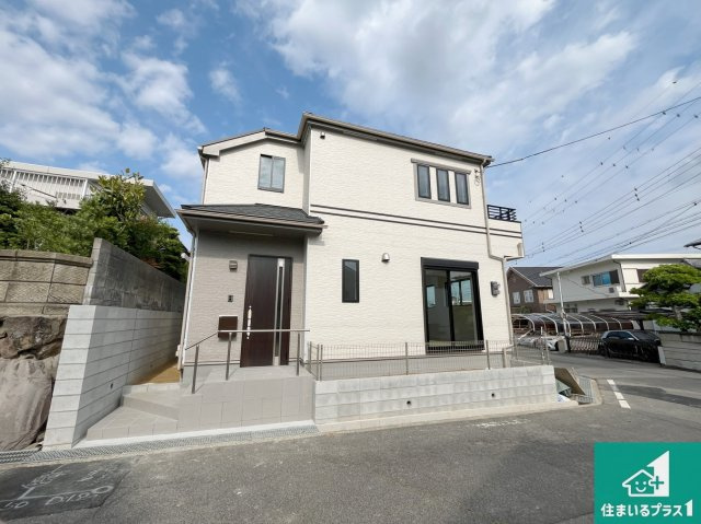 明石市大久保町高丘　第2期　新築一戸建ての外観|安心の10年保証！外観を美しく保ち、雨水で汚れを落とします！気になることがありましたら、お気軽にお問い合わせください！