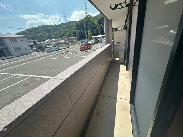 ヴィクトリーステージカンダのバルコニー