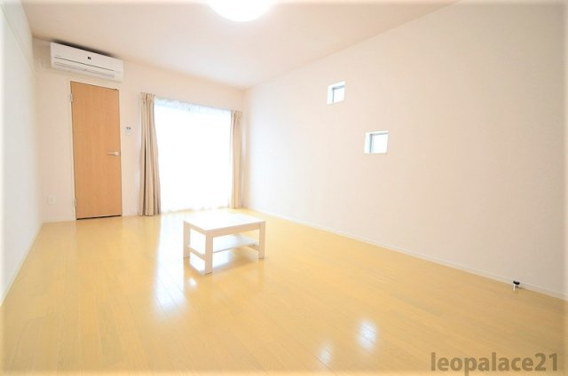 クレイノＢＡＭＢＯＯの居間・リビング