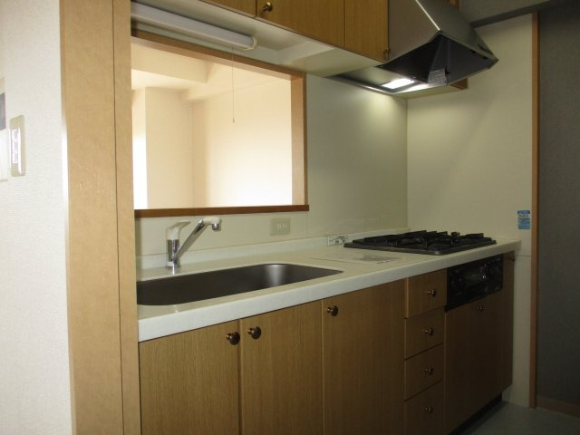 日本泉ビルのキッチン