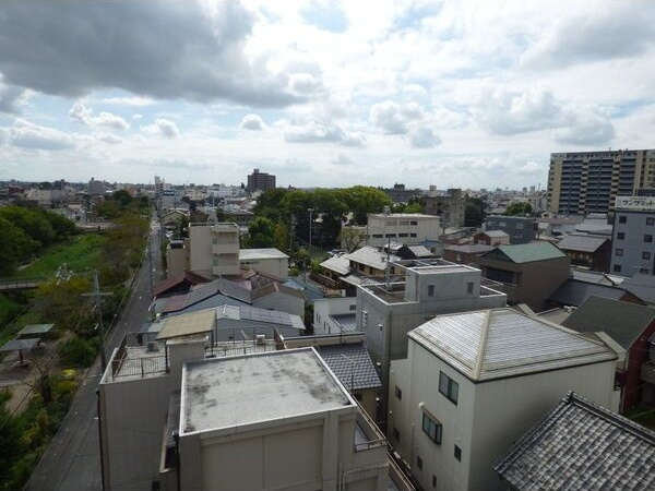日本泉ビルの展望