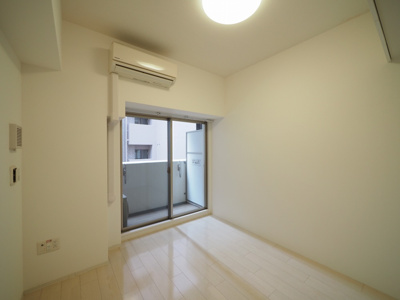 【洋室】 | SERENiTE谷四 | 使いやすいお部屋です