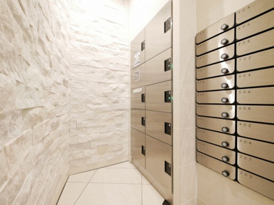 【その他共用部分】 | SERENiTE谷四 | 宅配ボックスもあります