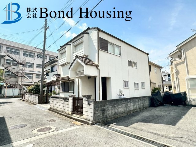 住環境良好・お好みでリフォーム可能　魚住町清水　築38年の前面道路含む現地写真