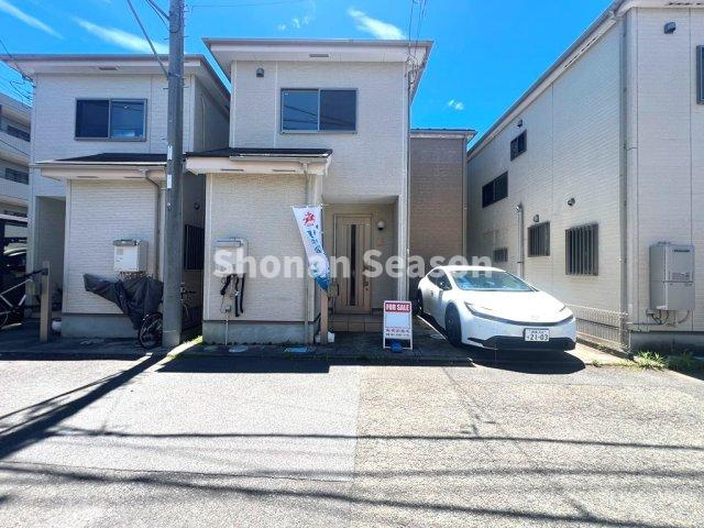 【現地画像あり】　茅ヶ崎市ひばりが丘　中古戸建　31.25坪の前面道路含む現地写真|前面道路との高低差なく、駐車もスムーズな区画です♪
