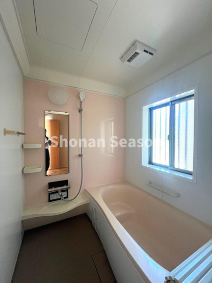 【浴室】 | 浴室乾燥機・追い焚き機能を備えた、設備充実の浴室がコチラです♪