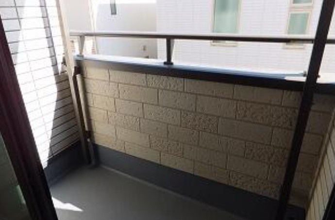 マイプレイス東府中のバルコニー
