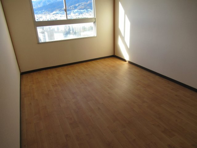 兵庫県公社　芦屋浜高層（若葉）１号棟のその他|ゆったりした洋室です