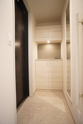 シティホームズXIの玄関