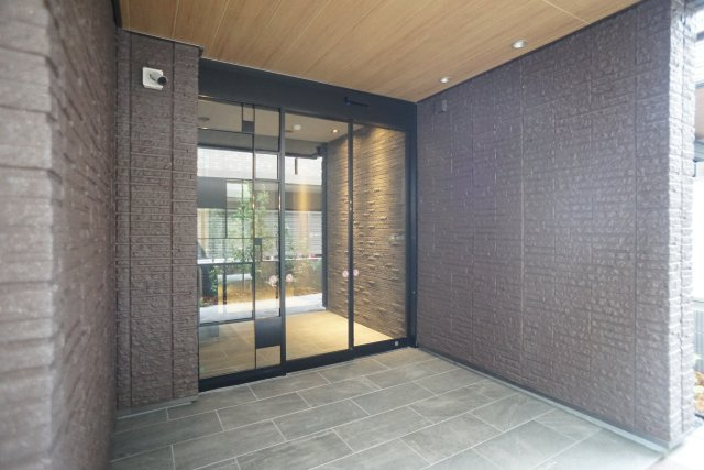 シティホームズXIのエントランス