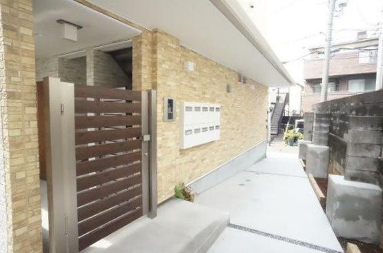 フラット221Bのエントランス