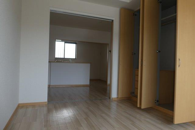 プロニティーＭＡＢＩの洋室