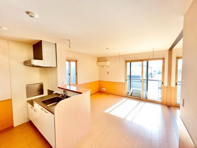 グレイスコートの居間・リビング|※別部屋参考写真