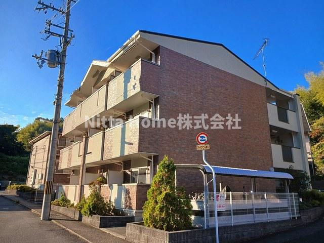 ファインズ　コートの外観|日当たり良好南向きの鉄骨造物件◎人気の宅配ＢＯＸ設置済み◇