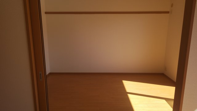 グラシアスの洋室