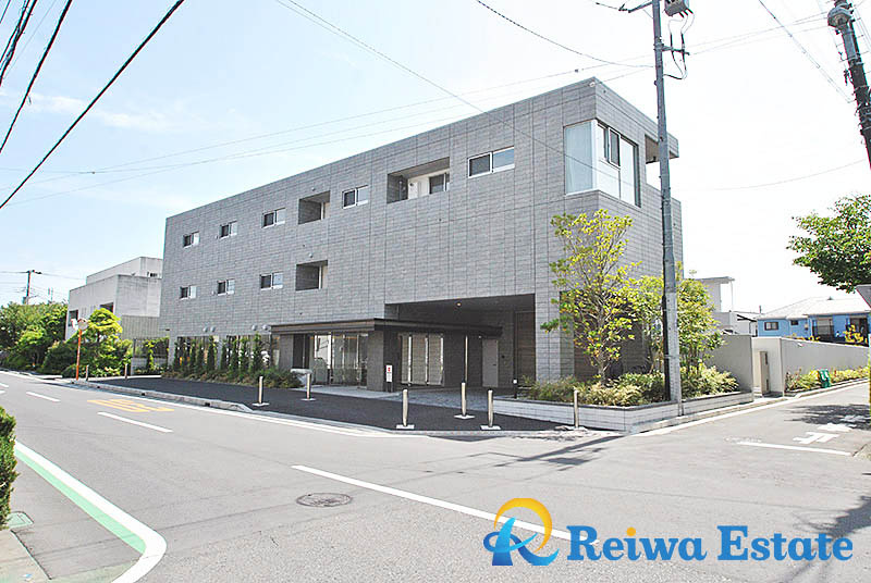 Nisshin Grand palace 茅ヶ崎東海岸の外観