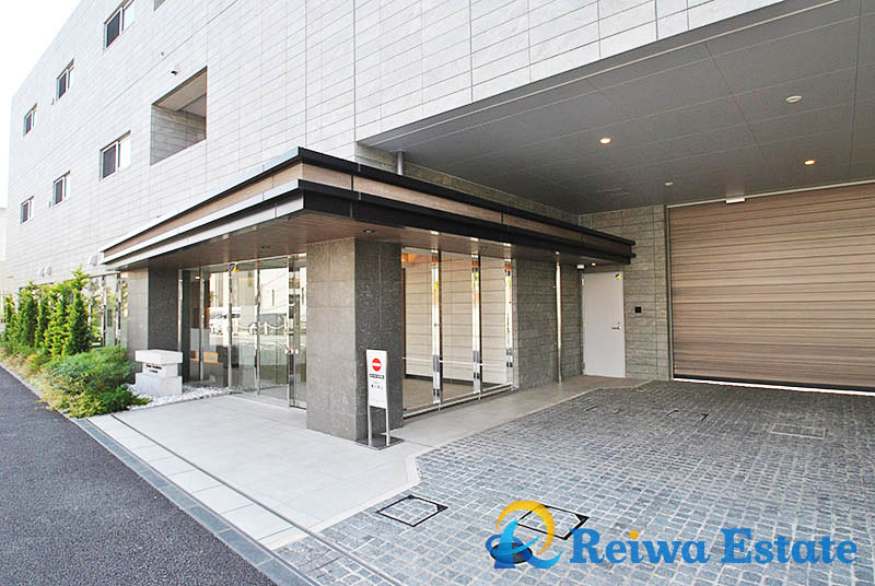 Nisshin Grand palace 茅ヶ崎東海岸のエントランス