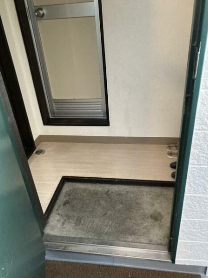 【玄関】