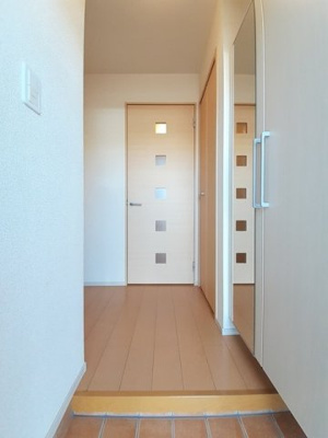 【玄関】 | フェスティナ・レンテ