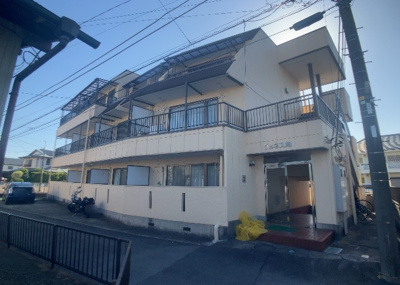 【外観】 | ジュネス旭 | 土地購入を検討されている場合、境界杭がない状態で購入してしまうと境界確定測量をする必要があり、費用がかかります。購入の前に、売主、隣土地所有者立ち合いのもと境界を確定し境界杭を設置するのがベストです。