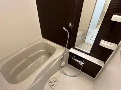 【浴室】 | ラヴィグレイス | 追い焚き、浴室乾燥機完備してます