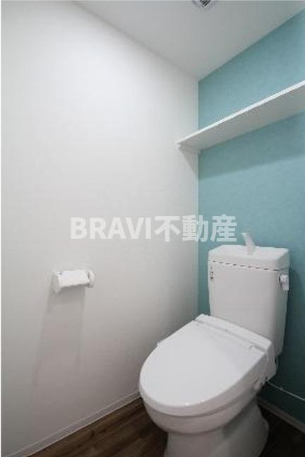 Forest Court 南大江公園 BRAVI不動産のトイレ