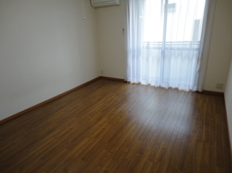 【内装】 | ロイヤルハイツ・ＩＹＯ | 洋室