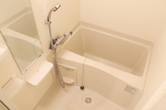 【浴室】 | プレサンス松屋町ファステ   | コンパクトで使いやすいお風呂です