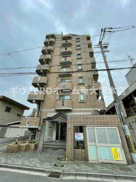 アドバンス渋川の外観